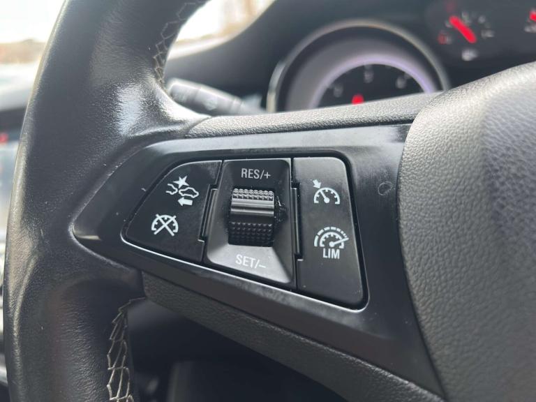 2017 Vauxhall Astra 1.6 Astra SRI CDTI Auto 5dr Hatchback Diesel Automatic