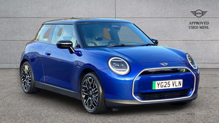 2025 MINI Cooper 160kW SE Exclusive 54kWh 3dr Auto Hatchback Electric Automatic