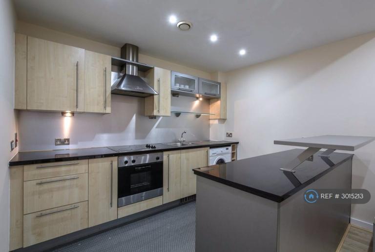 2 bedroom flat in Pall Mall, Liverpool, L3 (2 bed) (#3015213)
