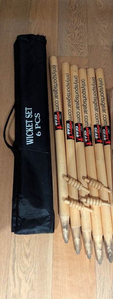 Cricket Bundle – 10-Piece Stumps/Bails Set & 22 x Books (Some BOOKS are also Brand NEW)