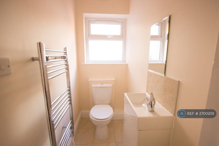 8 bedroom house in Carlton Road, Southampton, SO15 (8 bed) (#2700205)