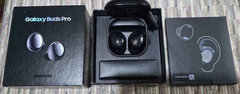 GALAXY BUDS PRO BOXED