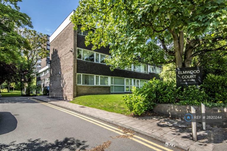 2 bedroom flat in Elmwood Court, Birmingham, B5 (2 bed) (#2820244)