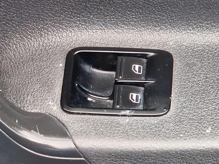 2011 Volkswagen Caddy Maxi 1.6 TDI 102PS Van PANEL VAN DIESEL Manual