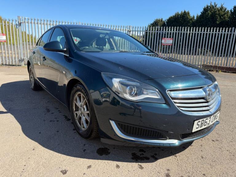 2014 Vauxhall Insignia 2.0 CDTi ecoFLEX Design Nav 5dr [Start Stop] HATCHBACK Diesel Manual