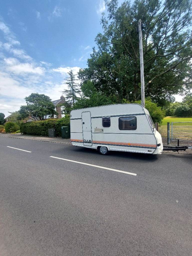 Burstner 4 berth caravan with 2 awnings