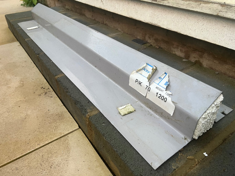 1200mm Catnic Lintel