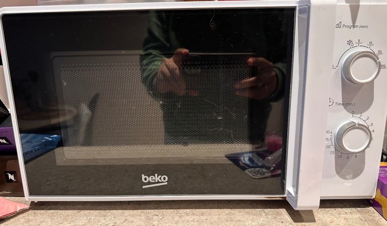 Beko Microwave-20L
