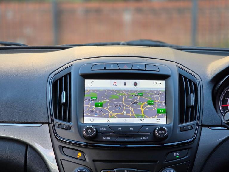 2013 Vauxhall Insignia 2.0 CDTi ecoFLEX Design Nav 5dr [Start Stop] HATCHBACK DIESEL Manual