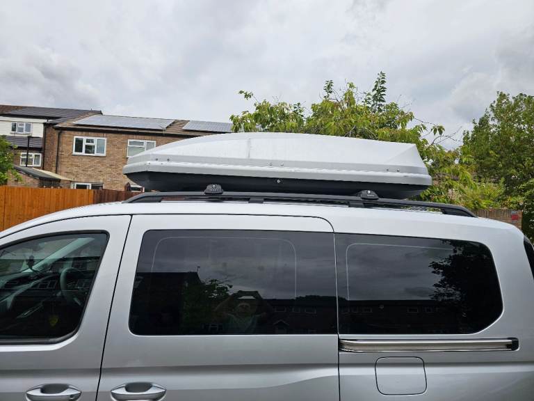 Exodus 470L Large Roof Box - 2 Keys & Fittings .