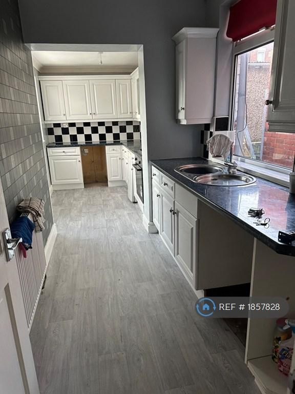 3 bedroom house in Sheppard Road, Doncaster, DN4 (3 bed) (#1857828)