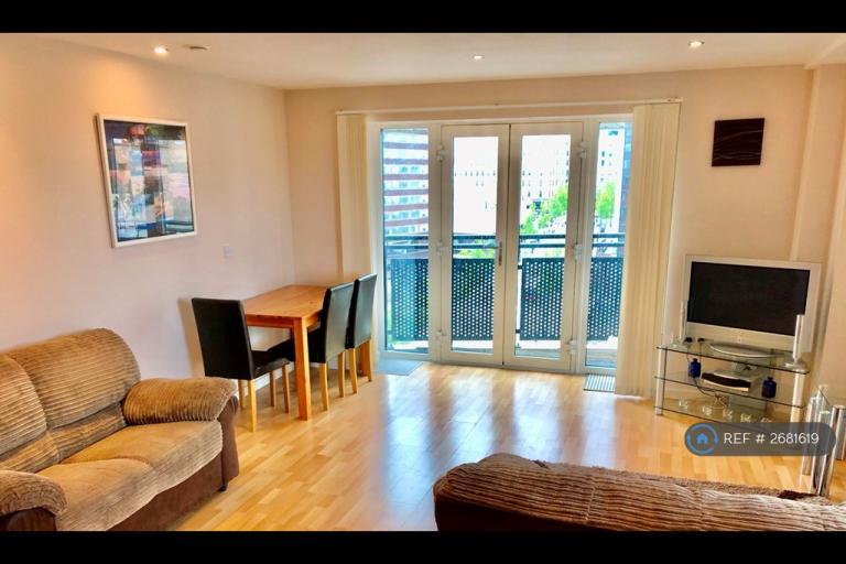 2 bedroom flat in Masshouse Plaza, Birmingham, B5 (2 bed) (#2681619)