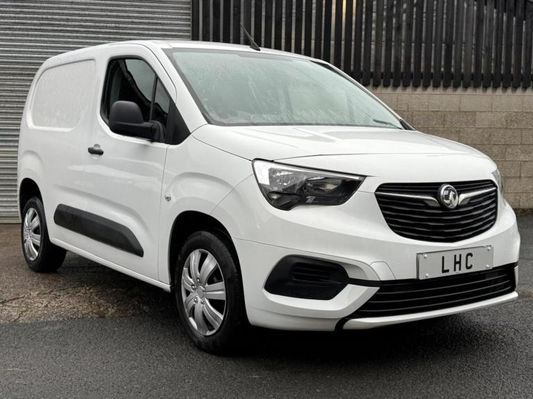 VAUXHALL COMBO 1.6 Turbo D 2300 Sportive L1 H1 Euro 6 (s/s) 4dr 2019