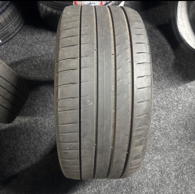 Michelin Pilot Sport 4 NPO tyre in good condition with 5mm of tread 
