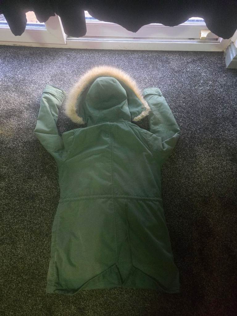 Women’s Winter Coat – Good condition 
