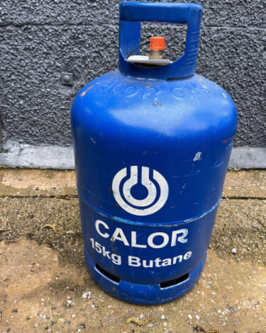 REDUCED TO £30 MUST GO 15Kg Butane Gas Bottle For Sale - Or Sensible Offers - ONO