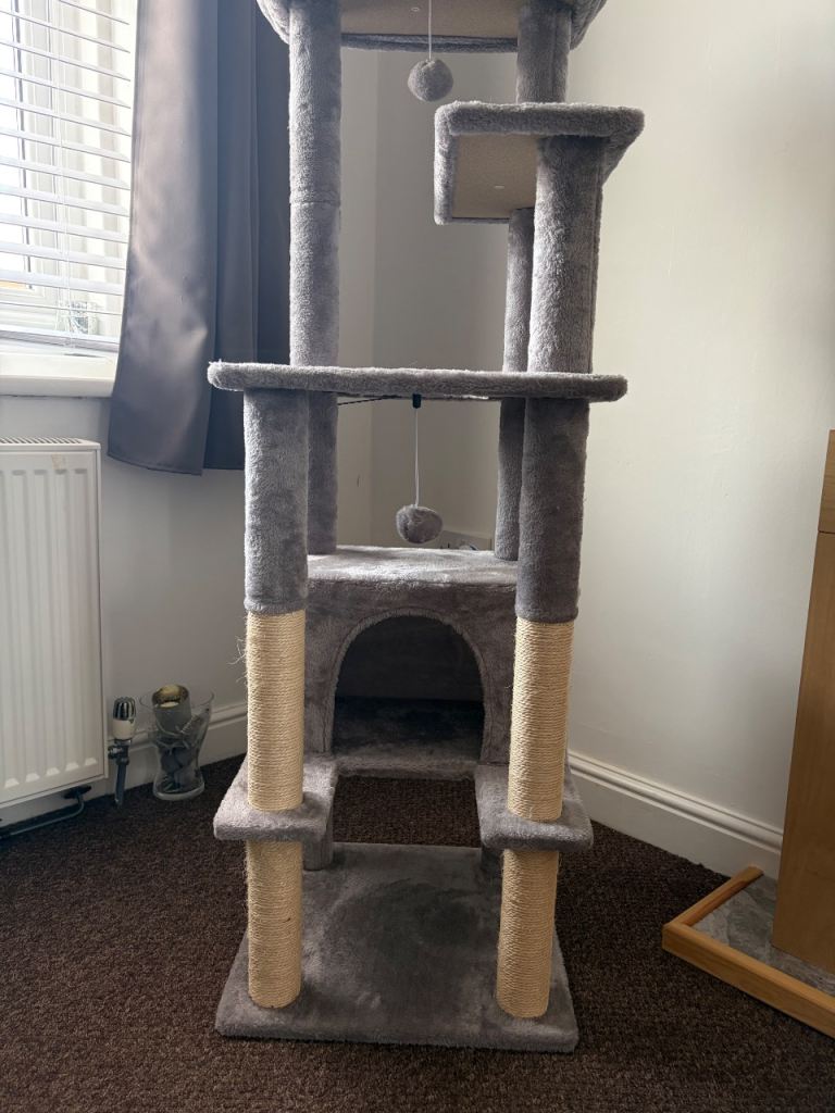 Cat tower