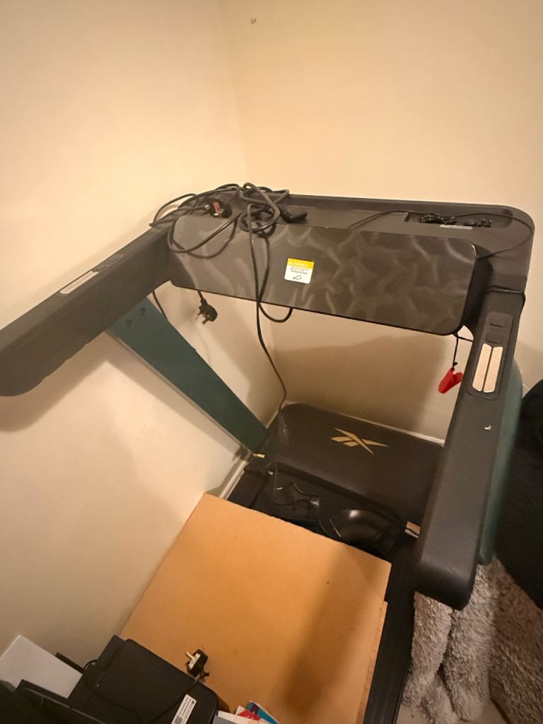 Reebok float ride treadmill 