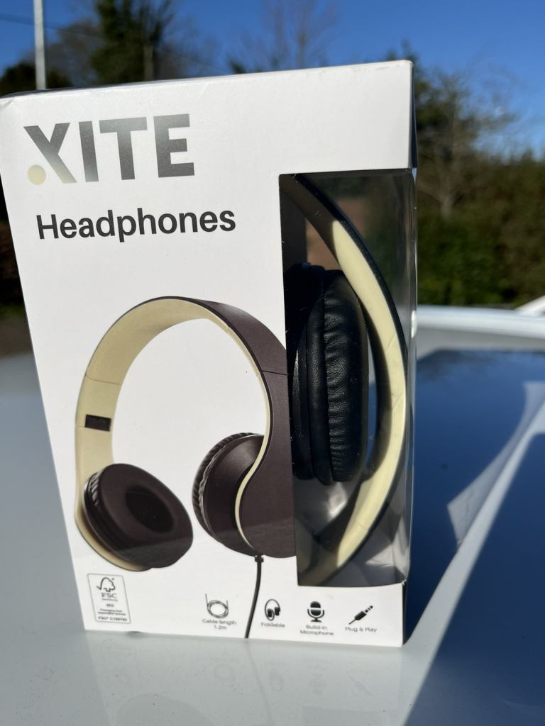 Xite headphones, new