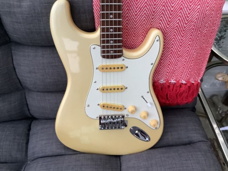 Hondo Stratocaster 1980’s #youtube video#