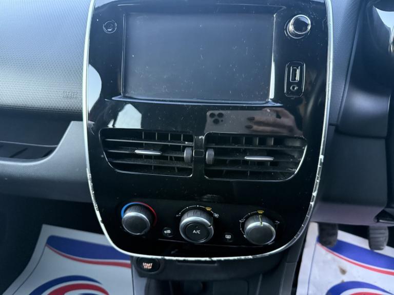 RENAULT CLIO 1.2 Dynamique MediaNav 1.2 16V 75 2015