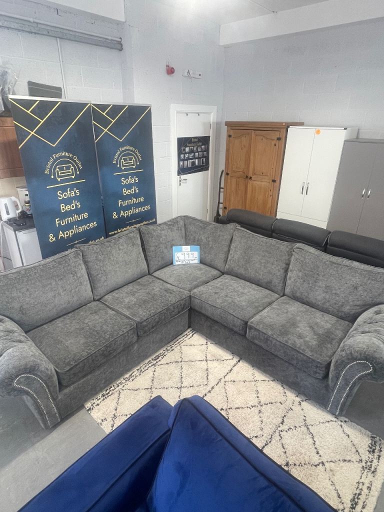 Corner sofa - CAN DELIVER 