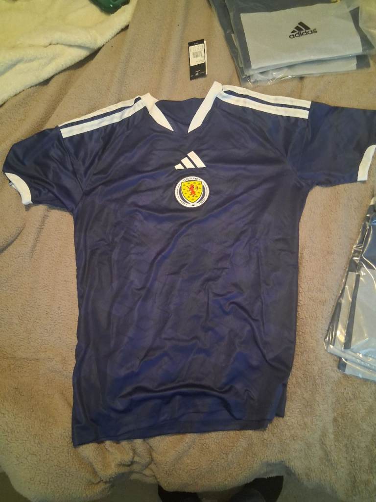NEW medium SCOTLAND 2026 WORLD CUP FINAL SHIRT 