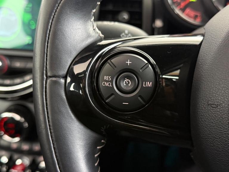 2019 MINI Hatch 1.5 Cooper Exclusive Euro 6 (s/s) 5dr HATCHBACK Petrol Manual