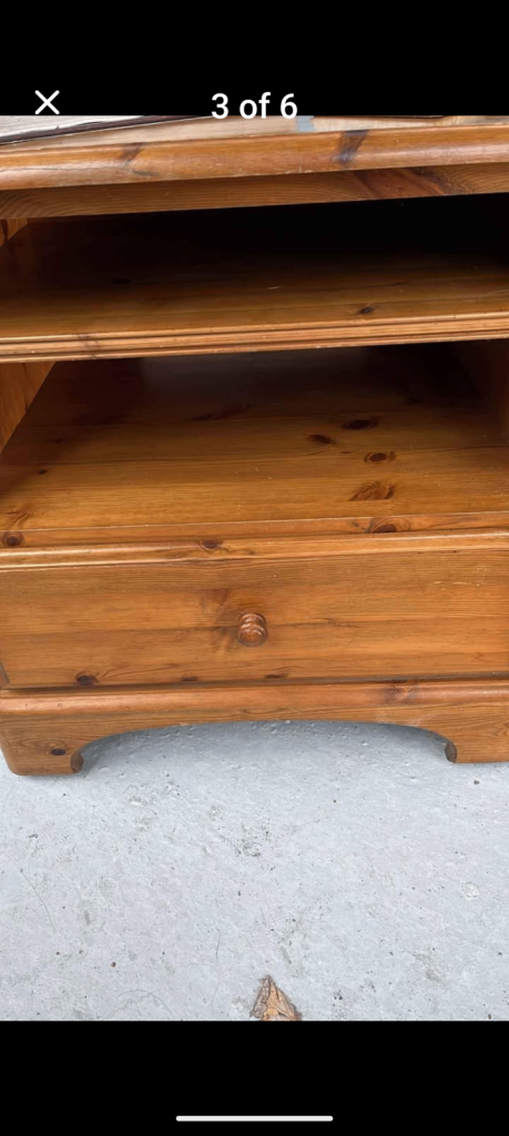 Ducal Pine Bedside Unit 