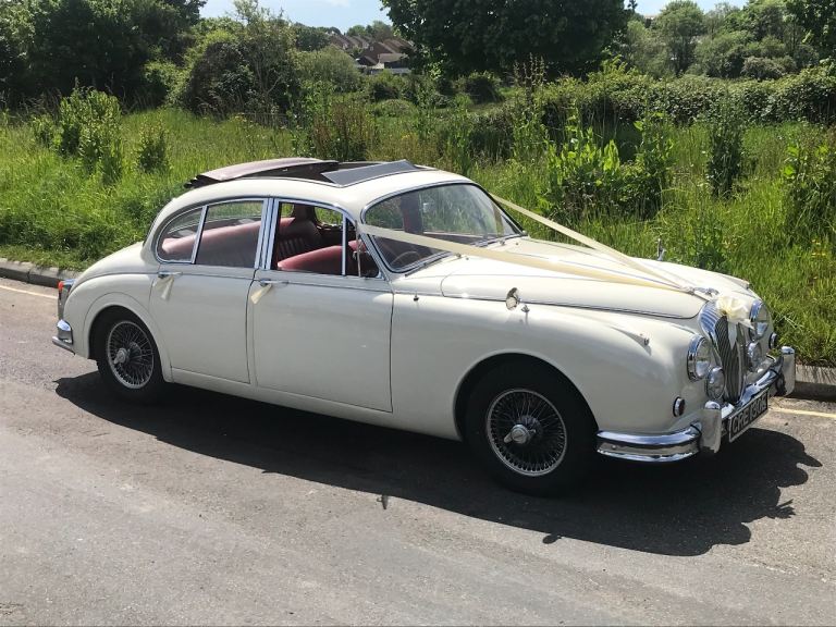 Jaguar mk2/Daimler 2.5 v8