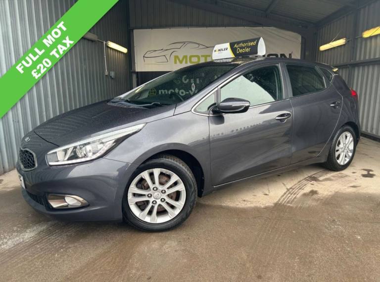 2015 Kia Ceed 1.6 CRDi EcoDynamics 2 Hatchback 5dr Diesel Manual Euro 5 (s/s) (126 bhp) Hatchback...