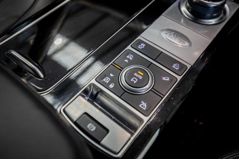2019 Land Rover Range Rover 4.4 SDV8 Vogue 4dr Auto ESTATE DIESEL Automatic