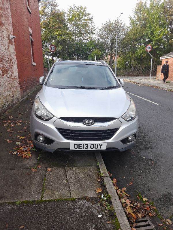 Huundai ix35 2wd premium 1.7 CRDi for spares/repairs