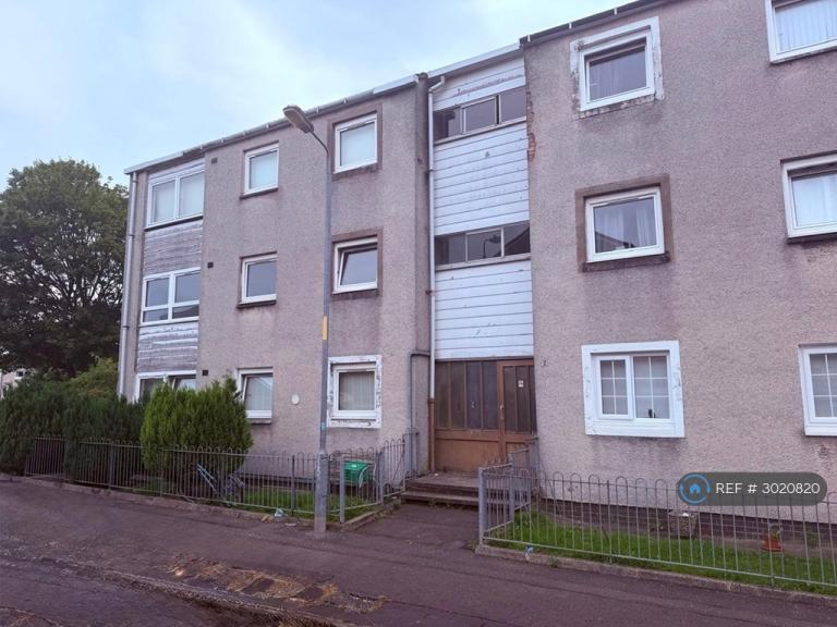 3 bedroom flat in Craigbo Court, Glasgow, G23 (3 bed) (#3020820)