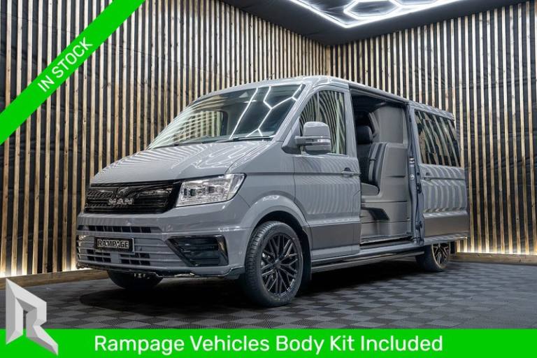  Volkswagen Crafter Cr35 Tdi MWB Crew Van Commerce Plus Crew van Diesel Automatic