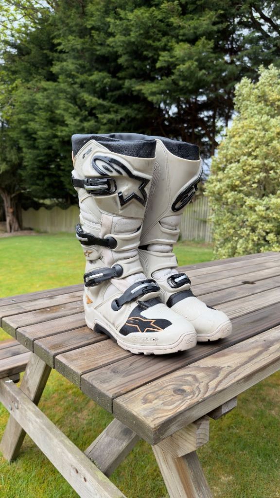 Alpinestars tech 7 enduro drystar boots