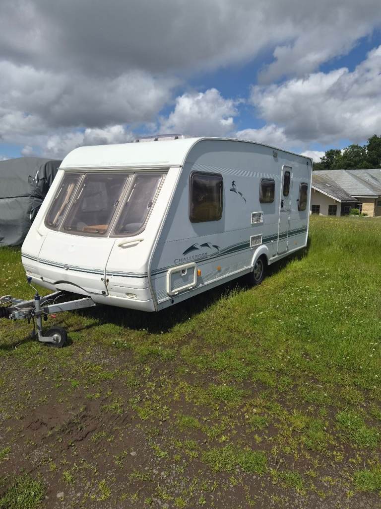 2006 swift challenger 4 berth fixed bed 