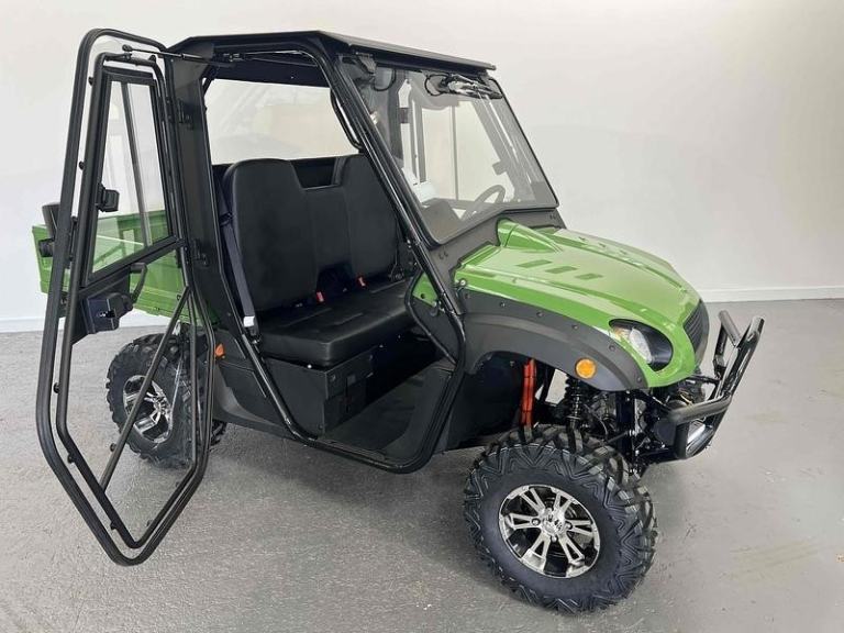 Electric Wheels Nipper Lite 4x4 UTV Gator