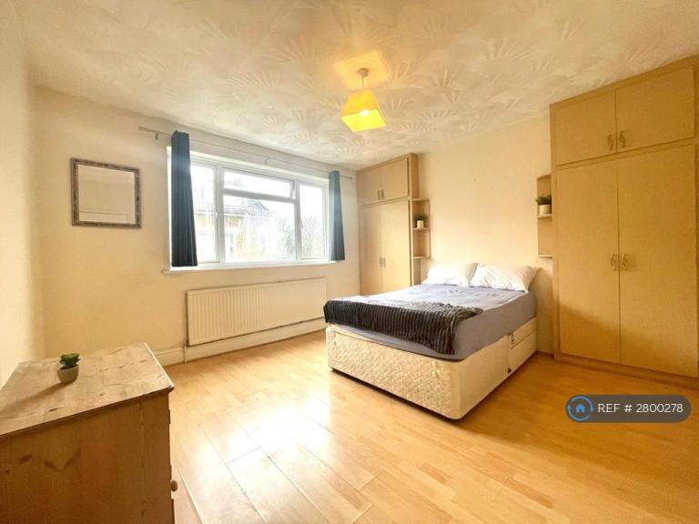 6 bedroom house in Albany Road, Bristol, BS6 (6 bed) (#2800278)