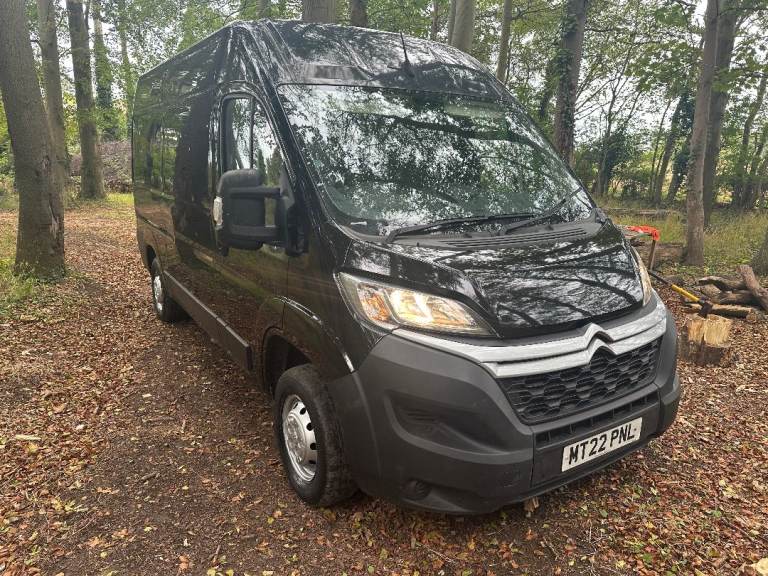 Citroen relay priced to sell at trade price of £4995 no vat i need the space !!!