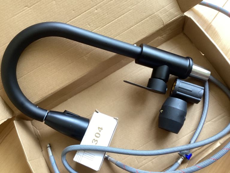 Sanitary Pull Out Kitchen Mixer Tap.
