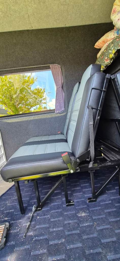 Rock & Roll Bed with Seat Belts 