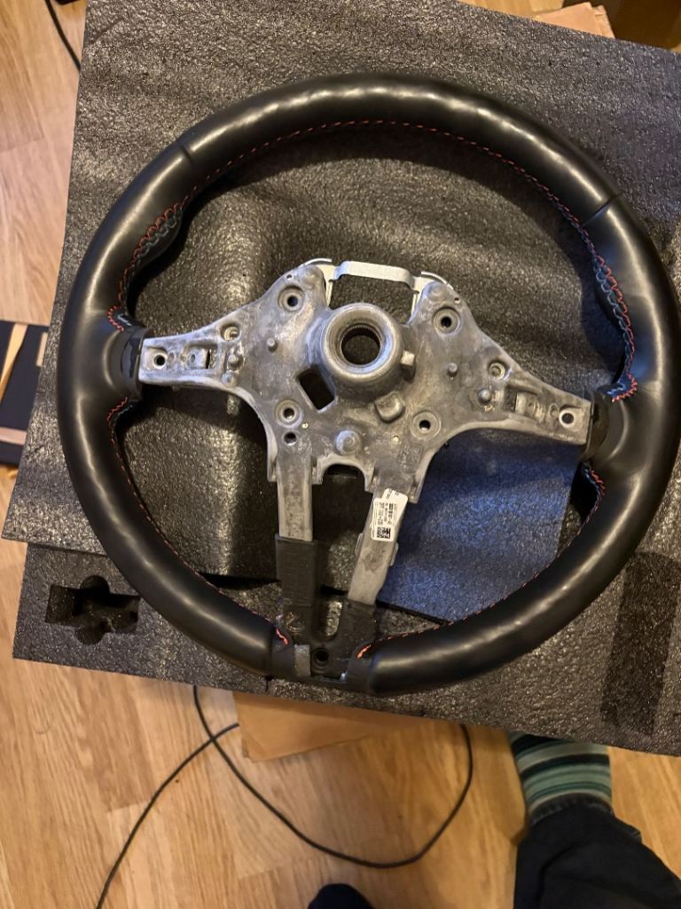 F82 M4 Steering Wheel