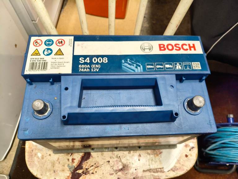 PRICE REDUCTION Bosch S4 008 Car Battery 12V 74A