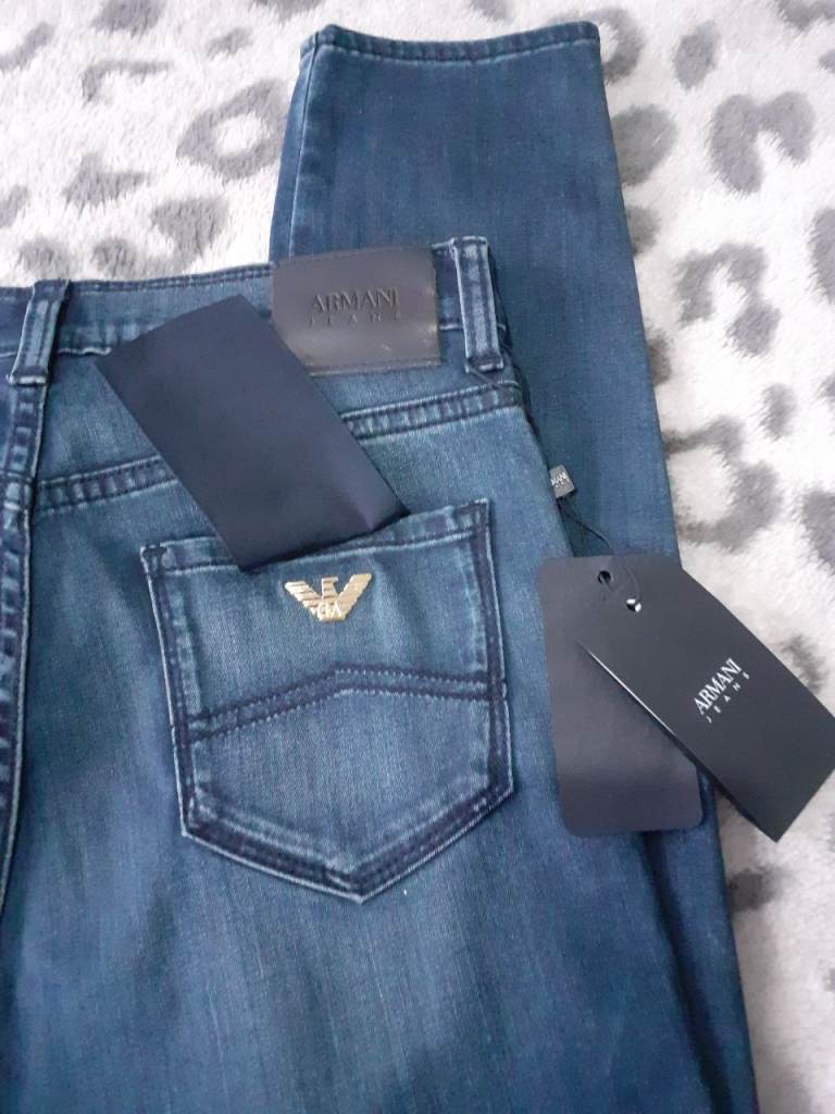 Armani j20 jeans slim  size 25 brand new 