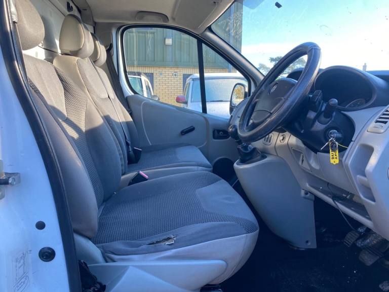 2013 Vauxhall Vivaro 2.0CDTI [115PS] Van 2.9t Euro 5 PANEL VAN DIESEL Manual