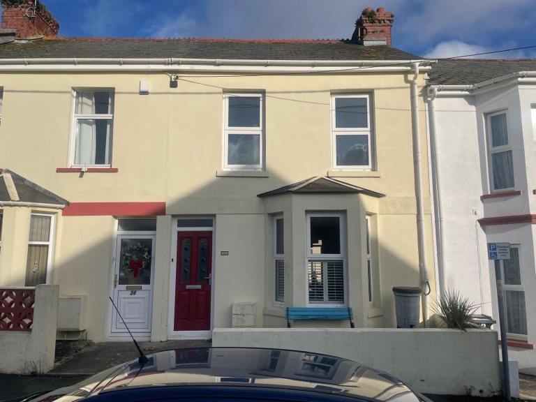 Short term let - Beautiful Terraced House Torpoint