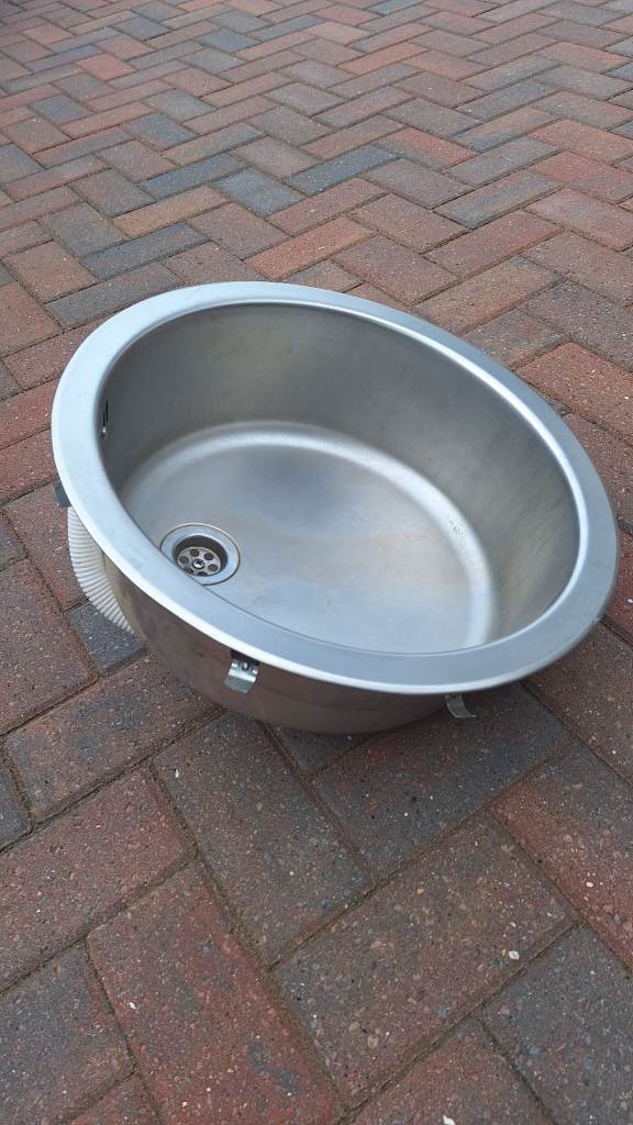 Stainless steel sink 