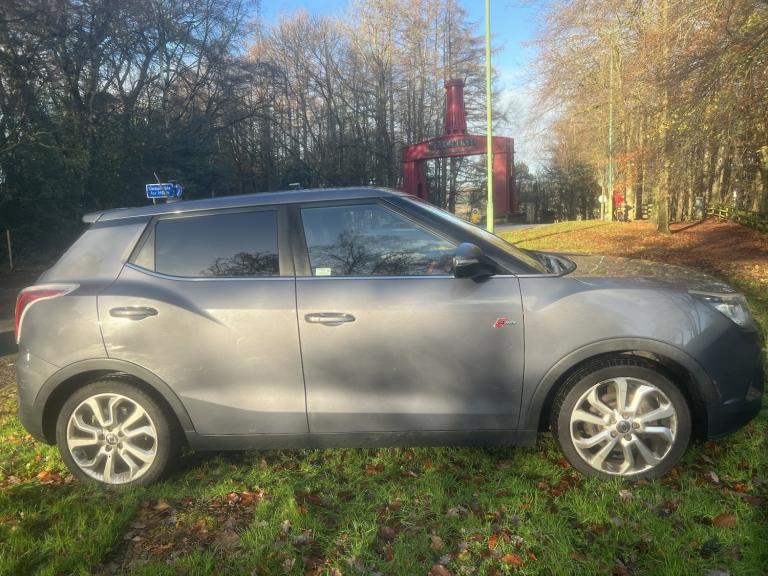 SSANGYONG TIVOLI 1.6 e-XDi ELX Grey Auto Diesel 2016