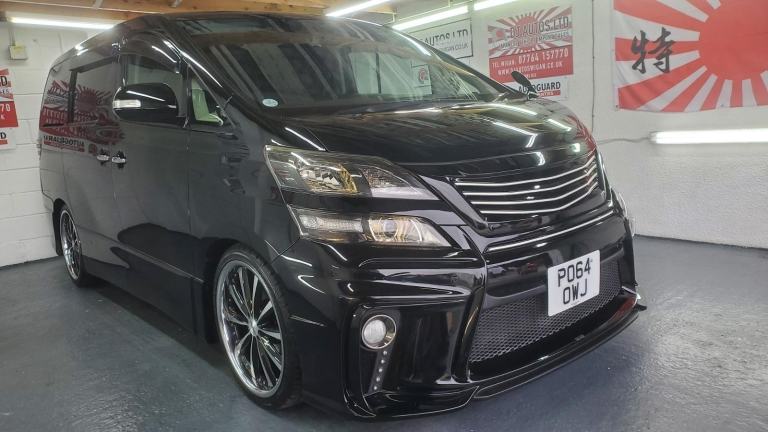 Toyota vellfire golden eyes 2.4 automatic 7 seat japanese import 56k miles 2014 